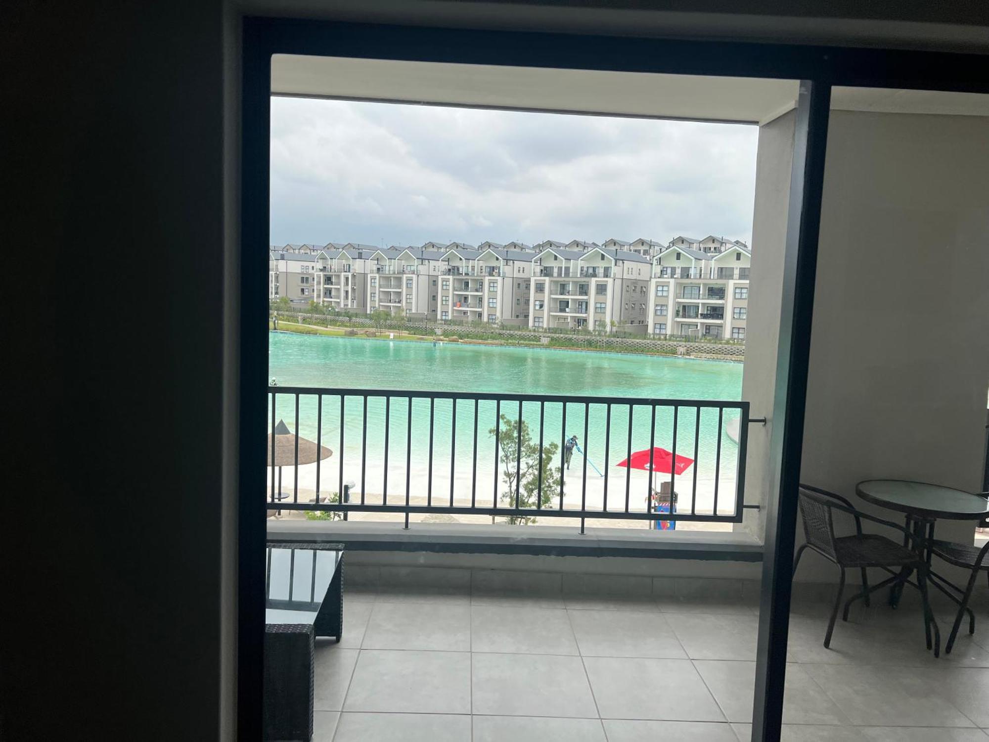 Lagoon Facing Apartment 미드랜드 외부 사진